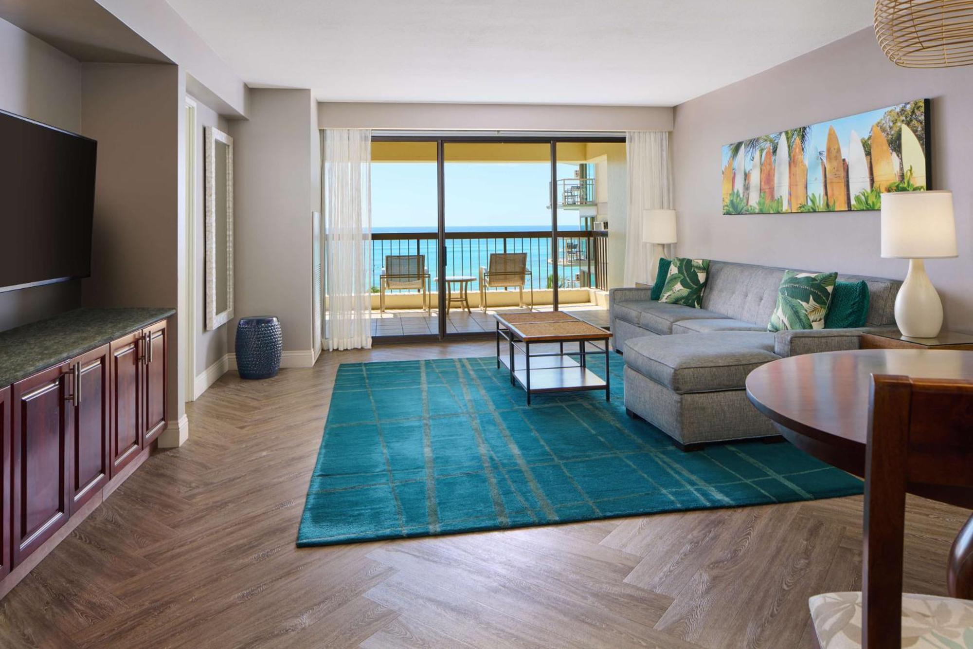 הונולולו Aston Waikiki Beach Tower מראה חיצוני תמונה Living room